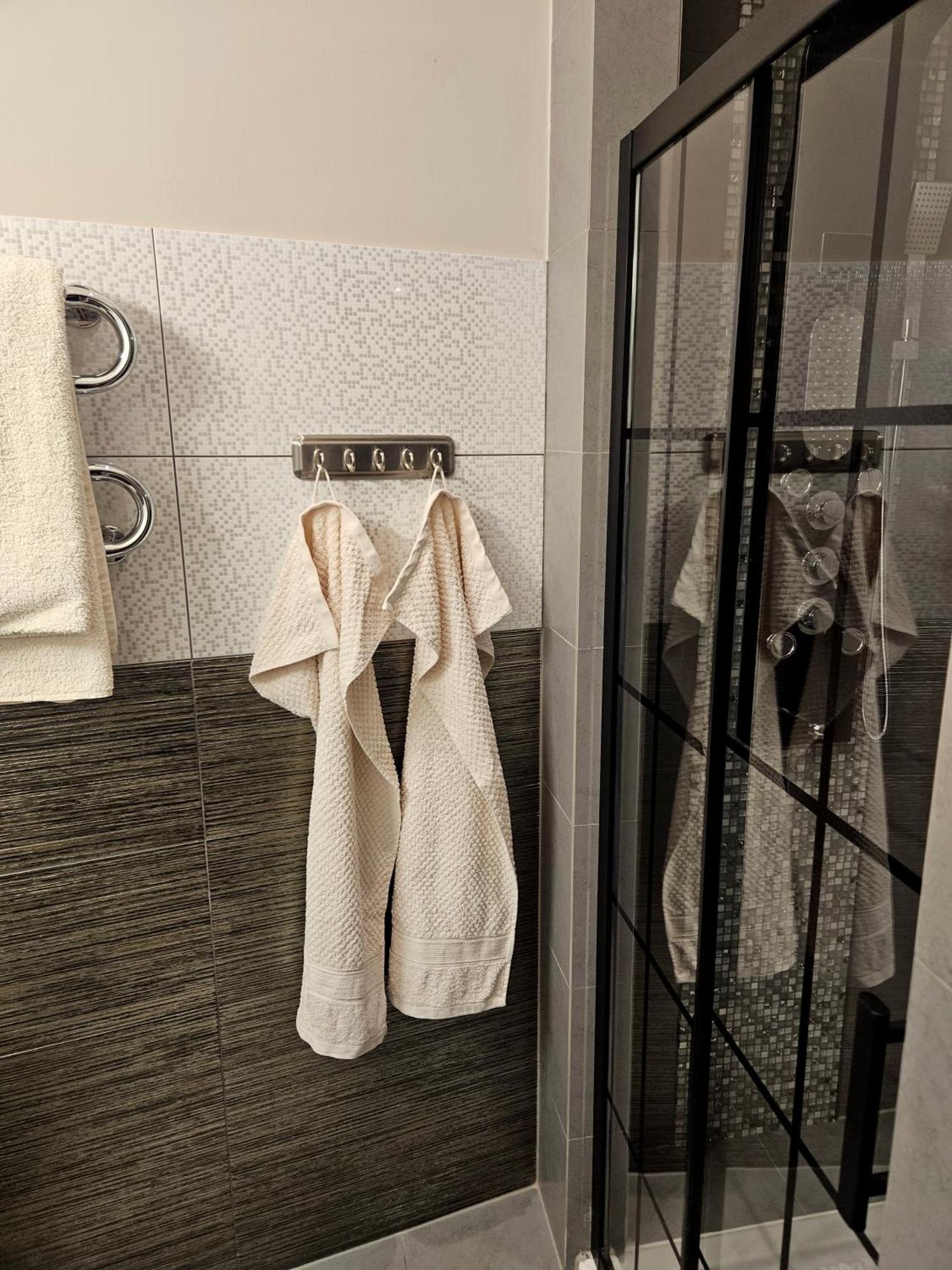 Sara -Mikolajska - Rynek - Netflix Hydromassage Διαμέρισμα Krasków Εξωτερικό φωτογραφία